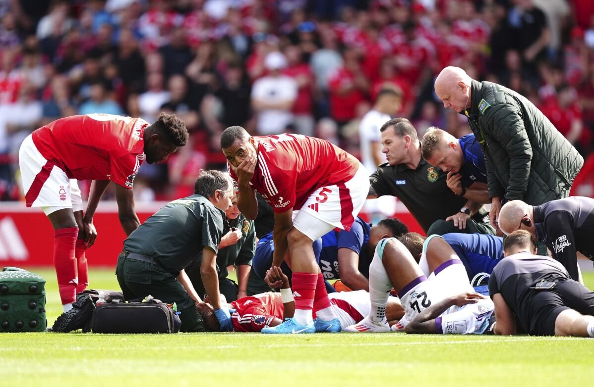 Danilo di Nottingham Forest si frattura la caviglia in una partita di Premier League